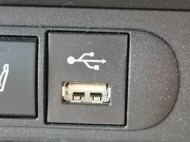 トヨタ ヤリスクロス ハイブリッド Z 茨城県 2021(令3)年 2.4万km ブラックマイカ 純正ナビ/【AM・FM・USB・BT】/パワーシート/シートヒーター/レーダークルコン/Ｂカメラ/ETC2.0/前後ドラレコ/前後コーナーセンサー/ステリモ/ブレーキホールド/オートライト/オートハイビーム/ヘッドライトレベライザー/LEDライト/純正アルミホイール