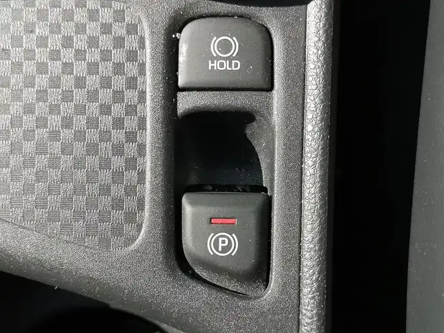 トヨタ ヤリスクロス ハイブリッド Z 茨城県 2021(令3)年 2.4万km ブラックマイカ 純正ナビ/【AM・FM・USB・BT】/パワーシート/シートヒーター/レーダークルコン/Ｂカメラ/ETC2.0/前後ドラレコ/前後コーナーセンサー/ステリモ/ブレーキホールド/オートライト/オートハイビーム/ヘッドライトレベライザー/LEDライト/純正アルミホイール