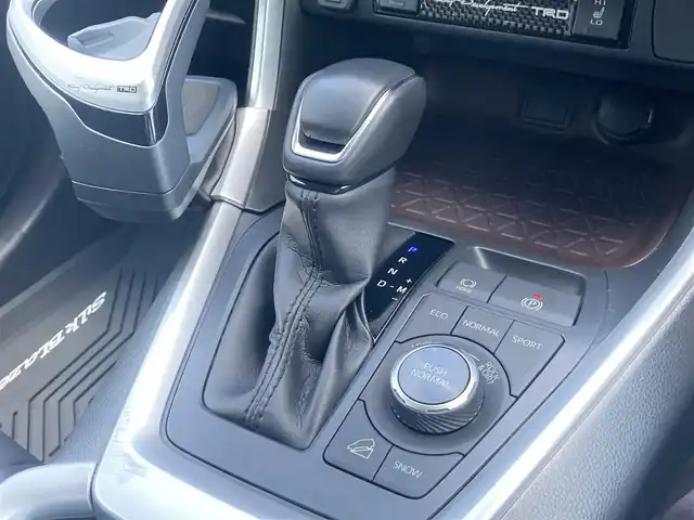 トヨタ ＲＡＶ４ G Zパッケージ 島根県 2020(令2)年 7.9万km アティチュードブラックマイカ ワンオーナー/４WD/トヨタセーフティーセンス/ ・プリクラッシュセーフティー/ ・レーントレーシングアシスト/ ・ブラインドスポットモニター/ ・リヤクロストラフィックアラート/ ・パーキングサポートブレーキ/ ・ロードサインアシスト/ ・レーダークルーズコントロール/ ・オートハイビーム/社外９インチナビ(CD/DVD/BT/フルセグ)/バックカメラ/ビルトインETC/ハンズフリーパワーバックドア/LEDヘッドランプ/LEDフォグランプ/オートライト/TRDエアロパーツ/運転席パワーシート/運転席シートメモリー/前席シートヒーター/デジタルインナーミラー/純正19インチアルミ/スペアキー/禁煙車