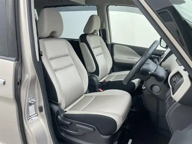 日産 セレナ ハイウェイスター G プロパイロットED 岡山県 2016(平28)年 6.7万km カシミヤグレージュ 2トーン 純正９インチナビ　/（CD/DVD/BT/フルセグ）/型式：MM516D－L/純正１１インチフリップダウンモニター　/プロパイロット　/衝突軽減ブレーキ　/オートブレーキホールド/両側電動スライド　/アラウンドビューモニター/デジタルインナーミラー　/ビルトインＥＴＣ　/ＬＥＤヘッドライト/フォグランプ　/純正ドライブレコーダー（前）　/コーナーセンサー前後/パーキングアシスト/ＵＳＢ接続/取扱説明書/スペアキー×１