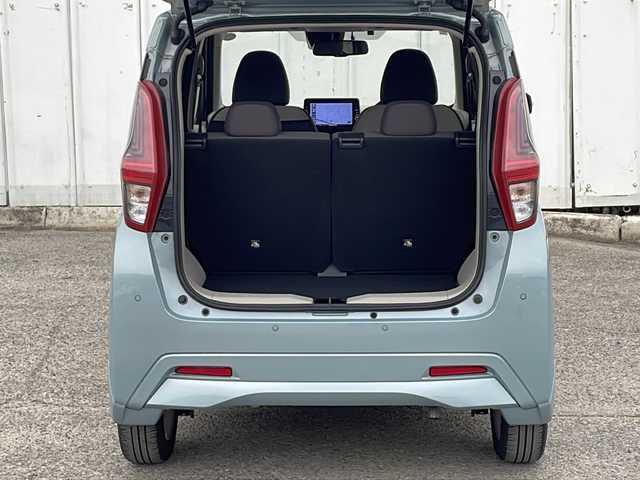 日産 デイズ X 滋賀県 2022(令4)年 0.6万km ソーダブルーM 外部検査実施済み/登録時走行距離5360ｋｍ/ワンオーナー/純正SDナビ/（DVD/フルセグTV/Bluetooth/USB/MSV）/アラウンドビューモニター/エマージェンシーブレーキ/車線逸脱警報/踏み間違い衝突防止アシスト/車線逸脱防止支援システム/前方衝突予測警報/ふらつき警報/標識検知機能/先行車発進お知らせ/フロント/バックソナー/スマートキー/ETC/前方ドライブレコーダー/横滑り防止機能/純正14インチアルミホイール/保証書/取扱説明書/スペアキー