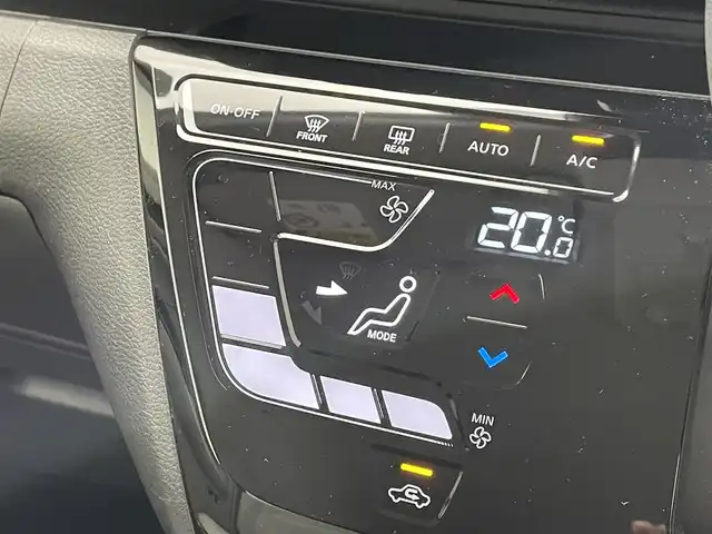 日産 デイズ X 滋賀県 2022(令4)年 0.6万km ソーダブルーM 禁煙車/純正SDナビ/（DVD/フルセグTV/Bluetooth/USB/MSV）/アラウンドビューモニター/エマージェンシーブレーキ/車線逸脱警報/踏み間違い衝突防止アシスト/車線逸脱防止支援システム/前方衝突予測警報/ふらつき警報/標識検知機能/先行車発進お知らせ/フロント/バックソナー/スマートキー/ETC/前方ドライブレコーダー/横滑り防止機能/純正14インチアルミホイール/取扱説明書/スペアキー