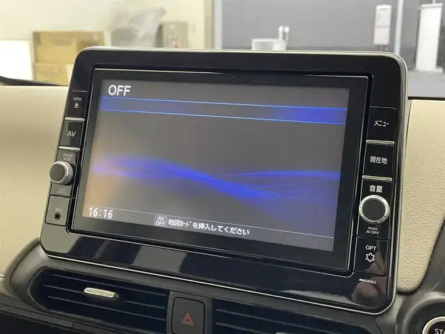 日産 デイズ X 滋賀県 2022(令4)年 0.6万km ソーダブルーM 禁煙車/純正SDナビ/（DVD/フルセグTV/Bluetooth/USB/MSV）/アラウンドビューモニター/エマージェンシーブレーキ/車線逸脱警報/踏み間違い衝突防止アシスト/車線逸脱防止支援システム/前方衝突予測警報/ふらつき警報/標識検知機能/先行車発進お知らせ/フロント/バックソナー/スマートキー/ETC/前方ドライブレコーダー/横滑り防止機能/純正14インチアルミホイール/取扱説明書/スペアキー