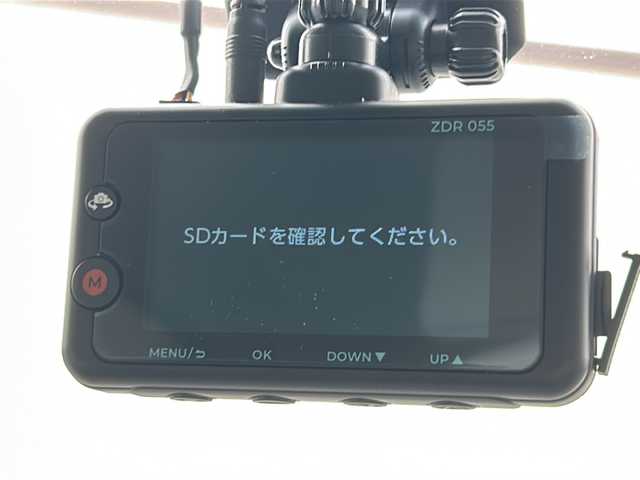 ダイハツ タント L 道央・札幌 2011(平23)年 12.7万km ブラックマイカメタリック ・4WD/・純正ナビ/フルセグTV/DVD/CD/SD/・ドライブレコーダー/・ETC/・ドアバイザー/・夏タイヤ14インチホイル積込