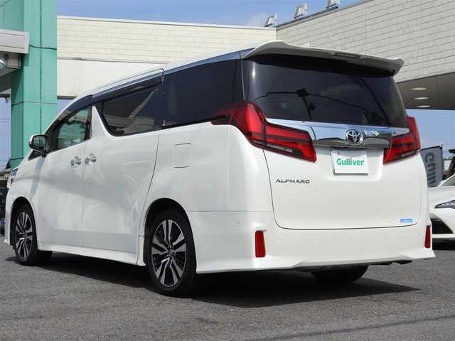 トヨタ アルファード S Cパッケージ 神奈川県 2020(令2)年 2.5万km ホワイトパールクリスタルシャイン ワンオーナー/純正メモリナビ/JBLサウンド/フルセグテレビ/バックカメラ/アラウンドビューモニター/フリップダウンモニター/ウィンカーミラー/オットマン/サンルーフ/ドアバイザー/プッシュスタート/両側パワースライドドア/ETC2.0 /ヒートステアリング/ヒートシーター/エアーシート/パワーバックドア/LEDイルミネーション機能付3眼ヘッドランプ/LEDコーナリングランプ/シフトパネル一体大型ハイグレードコンソールボックス/排ガス検知機能付オートエアコン/サンシェード/保証書/取説