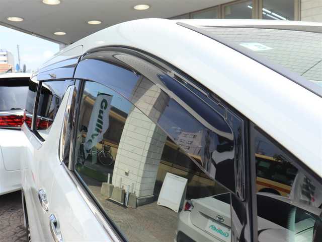 トヨタ アルファード S Cパッケージ 神奈川県 2020(令2)年 2.5万km ホワイトパールクリスタルシャイン ワンオーナー/純正メモリナビ/JBLサウンド/フルセグテレビ/バックカメラ/アラウンドビューモニター/フリップダウンモニター/ウィンカーミラー/オットマン/サンルーフ/ドアバイザー/プッシュスタート/両側パワースライドドア/ETC2.0 /ヒートステアリング/ヒートシーター/エアーシート/パワーバックドア/LEDイルミネーション機能付3眼ヘッドランプ/LEDコーナリングランプ/シフトパネル一体大型ハイグレードコンソールボックス/排ガス検知機能付オートエアコン/サンシェード/保証書/取説