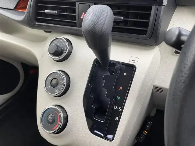 トヨタ シエンタ X 富山県 2018(平30)年 7.7万km コバルトブルーメタリック 社外ナビ（AM/FM/DVD/BT）/バックカメラ/ETC/片側パワースライドドア/衝突被害軽減システム/レーンキープアシスト/横滑り防止装置/社外アルミホイール/社外フロアマット/LEDライト/オートマチックハイビーム/電動格納ミラー/純正CPてっちんホイール付冬タイヤ有/スマートキー/スペアキー