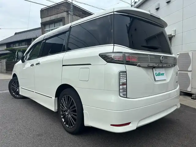 日産 エルグランド 250HWS S アーバンクロム 愛知県 2017(平29)年 3.6万km ブリリアントホワイトパール ワンオーナー/サンルーフ/純正9インチナビ（MM517D-L）/　CD/DVD/BD/SD/BT/USB/フルセグTV/バックカメラ/純正フリップダウンモニター/両側電動スライドドア/ナビ連動型ドライブレコーダー/ETC/クルーズコントロール/ハーフレザーシート/オットマンシート/リアサンシェード/ドアバイザー/純正フロアマット