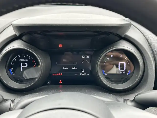 トヨタ ヤリスクロス G 島根県 2020(令2)年 7.4万km ブラックマイカ 登録時走行距離　73603km/ワンオーナー/純正ディスプレイオーディオ/フルセグTV/LEDヘッドライト/レーダークルーズコントロール/前後コーナーセンサー/ビルトインETC/SOSボタン/衝突被害軽減システム/レーンキープアシスト/横滑り防止装置/盗難防止装置/オートホールド/純正フロアマット/スマートキー/ダブル＋サイドエアバッグ/カーテンエアバッグ/禁煙車