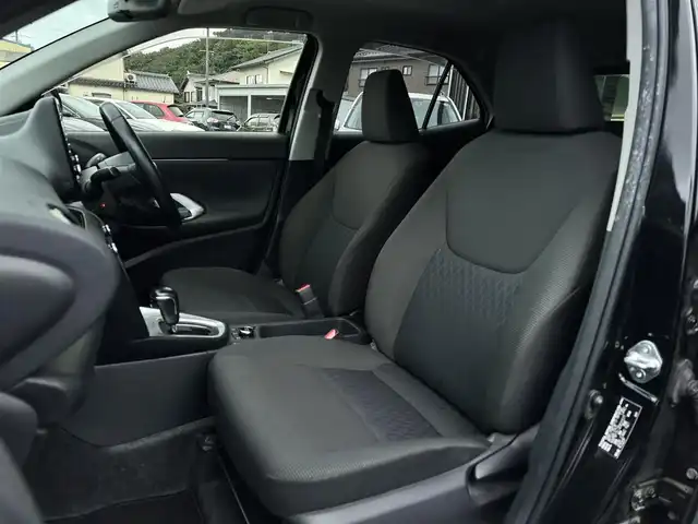 トヨタ ヤリスクロス G 島根県 2020(令2)年 7.4万km ブラックマイカ 登録時走行距離　73603km/ワンオーナー/純正ディスプレイオーディオ/フルセグTV/LEDヘッドライト/レーダークルーズコントロール/前後コーナーセンサー/ビルトインETC/SOSボタン/衝突被害軽減システム/レーンキープアシスト/横滑り防止装置/盗難防止装置/オートホールド/純正フロアマット/スマートキー/ダブル＋サイドエアバッグ/カーテンエアバッグ/禁煙車