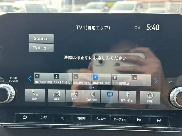 三菱 アウトランダー ＰＨＥＶ P 福岡県 2021(令3)年 3万km ブラックダイヤモンド 純正9インチディスプレイオーディオ/　（AM/FM/Bluetooth/フルセグTV/ナビキット）/BOSEプレミアムサウンド/フロント/サイド/バックカメラ/マルチアラウンドモニター/黒色レザーシートリフレッシュ機能付/e-Assist/・マイパイロット/・衝突被害軽減ブレーキシステム/・前方衝突予測警報/・踏み間違え衝突防止アシスト/・車線逸脱警報システム/・後側方車両検知警報システム/・後側方衝突防止支援システム/・後退時車両検知警報システム/・ふらつき警報/・標識認識システム/・アダプティブLEDヘッドライト/レーダークルーズコントロール/オートライト/コナーセンサー/クリアランスソナー/ヒルディセントコントロール/純正20インチアルミホイール/パワーバックドア/ヘッドアップディスプレイ/パワーシート（D/N）/シートヒーター（全席）/ポジションメモリ（D/N）/ステアリングヒーター/パドルシフト/置くだけ充電/サンシェード/前後ドライブレコーダー（HDR963GW）/ビルトインETC2.0/充電ケーブル/100VAC電源/ISOFIX/スペアキー×1/保証書/取扱説明書/ナビ取扱説明書