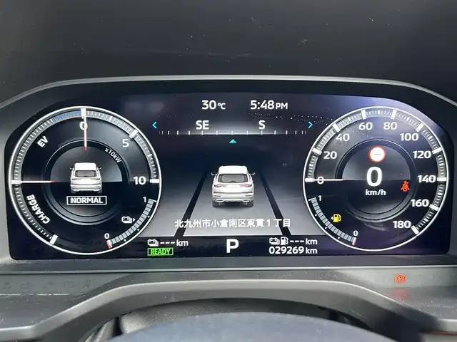 三菱 アウトランダー ＰＨＥＶ P 福岡県 2021(令3)年 3万km ブラックダイヤモンド 純正9インチディスプレイオーディオ/　（AM/FM/Bluetooth/フルセグTV/ナビキット）/BOSEプレミアムサウンド/フロント/サイド/バックカメラ/マルチアラウンドモニター/黒色レザーシートリフレッシュ機能付/e-Assist/・マイパイロット/・衝突被害軽減ブレーキシステム/・前方衝突予測警報/・踏み間違え衝突防止アシスト/・車線逸脱警報システム/・後側方車両検知警報システム/・後側方衝突防止支援システム/・後退時車両検知警報システム/・ふらつき警報/・標識認識システム/・アダプティブLEDヘッドライト/レーダークルーズコントロール/オートライト/コナーセンサー/クリアランスソナー/ヒルディセントコントロール/純正20インチアルミホイール/パワーバックドア/ヘッドアップディスプレイ/パワーシート（D/N）/シートヒーター（全席）/ポジションメモリ（D/N）/ステアリングヒーター/パドルシフト/置くだけ充電/サンシェード/前後ドライブレコーダー（HDR963GW）/ビルトインETC2.0/充電ケーブル/100VAC電源/ISOFIX/スペアキー×1/保証書/取扱説明書/ナビ取扱説明書
