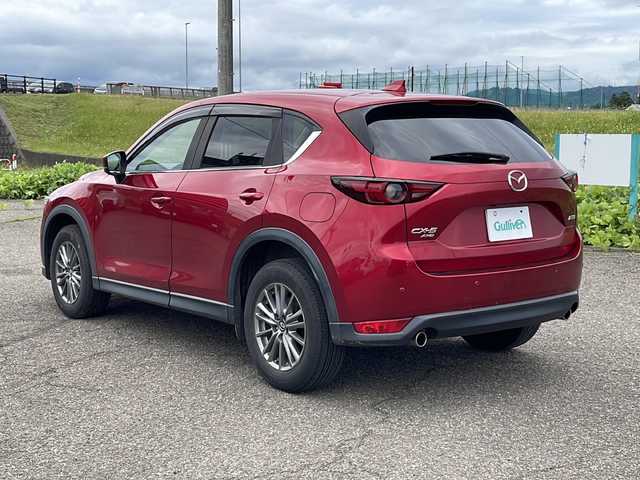 マツダ ＣＸ－５ XD プロアクティブ 新潟県 2017(平29)年 8.6万km ソウルレッドクリスタルM 4WD/純正メモリナビ/CD/DVD/BT/フルセグテレビ/バック/サイドカメラ/ETC/衝突被害軽減ブレーキ/レーンキープアシスト/レーダークルーズコントロール/コーナーセンサー/MTモード付きAT/ステアリングスイッチ/スマートキー/プッシュスタート/LEDライト/オートライト/オートハイビーム/純正17インチアルミホイール/社外17インチAW冬タイヤ車載
