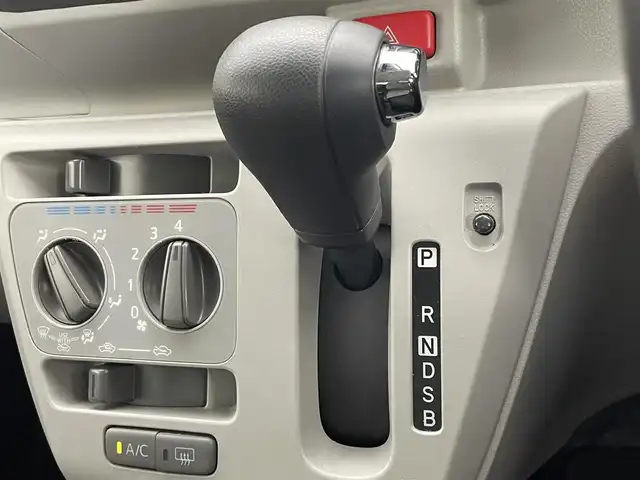 ダイハツ ミラ イース X リミテッド SAⅢ 茨城県 2020(令2)年 2.9万km スプラッシュブルーM 社外ナビ/バックカメラ/フルセグ/衝突被害軽減ブレーキ/車線逸脱抑制装置/オートマチックハイビーム/クリアランスソナー/ETC/ドラレコ/キーレス