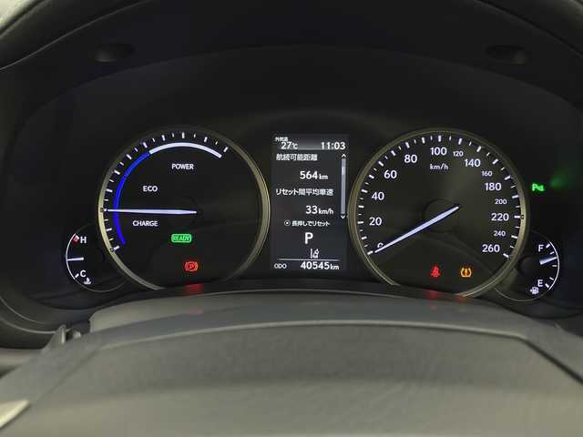 レクサス ＮＸ 300h Iパッケージ 宮崎県 2018(平30)年 4.1万km ソニッククォーツ 禁煙車/レクサスセーフティシステム/純正9.8型ナビTV/（CD/DVD/MSV/Bluetooth/FMAM/フルセグTV)/純正ビルトイン2.0ETC/純正3眼LEDオートライト/純正LEDフォグ/純正18インチアルミ/純正フロアマット/社外ドライブレコーダー/プリクラッシュセーフティ/アダプティブクルーズコントロール/レーンディパーチャーアラート/オートマチックハイビーム/ブラインドスポットモニター/パノラミックビューモニター/クリアランスソナー/黒本革シート/パワーシート/シートヒーター/ステアリングヒーター/パワーチルトステアリング/パワーバックドア/パドルシフト/オートエアコン（ナノイー）/オート電動格納ミラー/スマートキー/プッシュエンジンスタート/スペアキー/新車時保証書/取扱い説明書