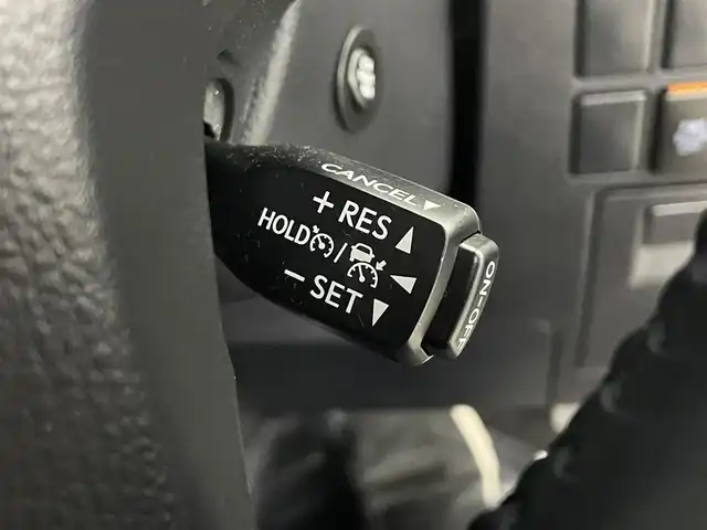 トヨタ アルファード S タイプゴールドⅡ 埼玉県 2021(令3)年 1.8万km ホワイトパールクリスタルシャイン 禁煙車　純正9型ナビ　サンルーフ　後席モニター　モデリスタエアロ　バックカメラ　ETC　デジタルインナーミラー　オットマン　両側パワースライドドア　電動リアゲート　衝突被害軽減　コーナーセンサー