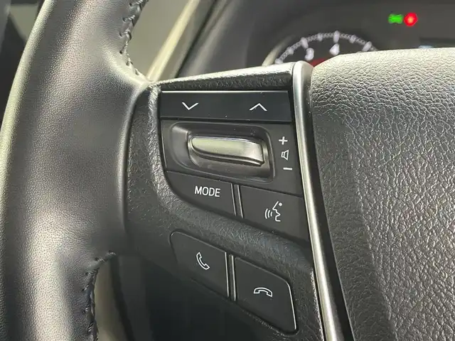 トヨタ アルファード S タイプゴールドⅡ 埼玉県 2021(令3)年 1.8万km ホワイトパールクリスタルシャイン 禁煙車　純正9型ナビ　サンルーフ　後席モニター　モデリスタエアロ　バックカメラ　ETC　デジタルインナーミラー　オットマン　両側パワースライドドア　電動リアゲート　衝突被害軽減　コーナーセンサー