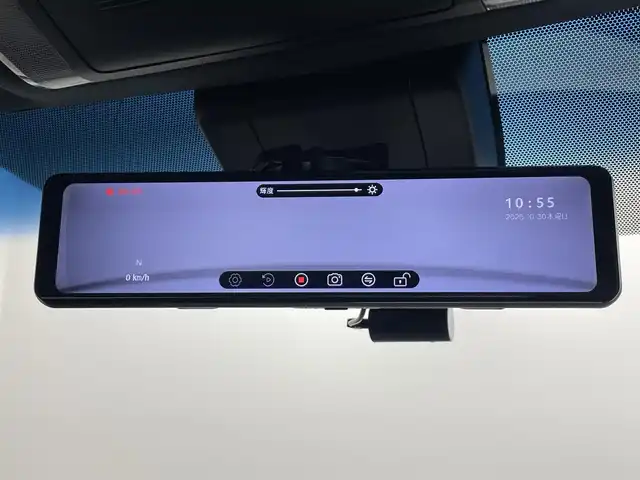 トヨタ アルファード S タイプゴールドⅡ 埼玉県 2021(令3)年 1.8万km ホワイトパールクリスタルシャイン 禁煙車　純正9型ナビ　サンルーフ　後席モニター　モデリスタエアロ　バックカメラ　ETC　デジタルインナーミラー　オットマン　両側パワースライドドア　電動リアゲート　衝突被害軽減　コーナーセンサー