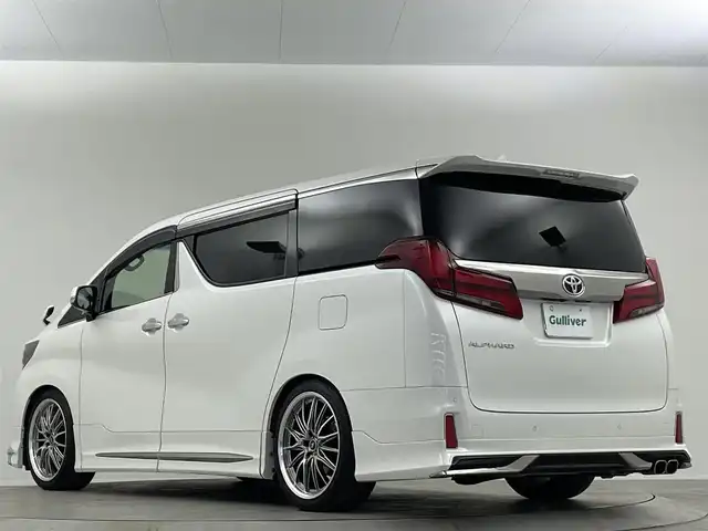 トヨタ アルファード S タイプゴールドⅡ 埼玉県 2021(令3)年 1.8万km ホワイトパールクリスタルシャイン 禁煙車　純正9型ナビ　サンルーフ　後席モニター　モデリスタエアロ　バックカメラ　ETC　デジタルインナーミラー　オットマン　両側パワースライドドア　電動リアゲート　衝突被害軽減　コーナーセンサー