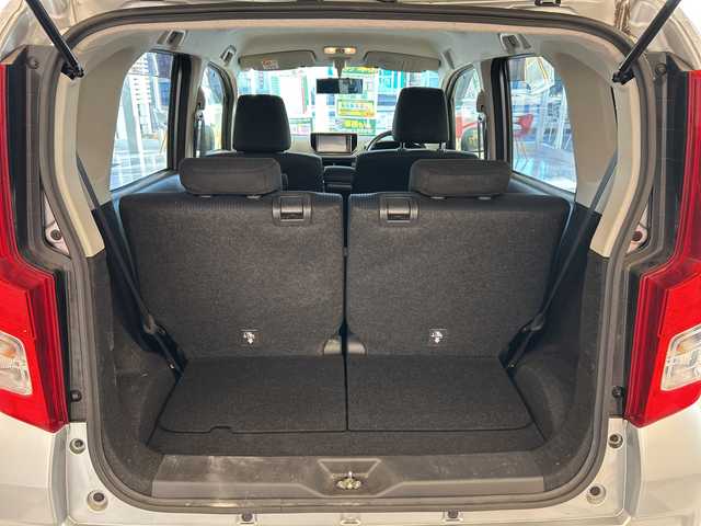 ダイハツ ムーヴ X ターボ 岐阜県 2016(平28)年 1.3万km シルバー 社外ナビ/取説/プッシュスタート/スマートキー/ヘッドライト光軸調整/バックモニター/フルセグ/純正マット/ベンチシート/純正アルミホイール/ハロゲンライト/Bluetooth/ドアバイザー/CD／DVDチェンジャー