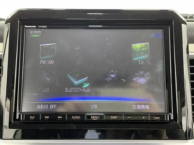 スズキ クロスビー HYBRID MZ 大分県 2018(平30)年 7万km キャラバンアイボリーパールメタリック/ホワイト 2トーンルーフ ワンオーナー/純正SDナビ/・AM/FM/BT/TV/CD/DVD/バックカメラ/ステアリングスイッチ/前席シートヒーター/アイドリングストップ/パドルシフト/前後ドライブレコーダー/衝突軽減ブレーキ/LDA/コーナーセンサー/セカンドシートテーブル/フロアマット/ドアバイザー/保証書/取扱説明書/ナビ取扱説明書/スペアキー1本