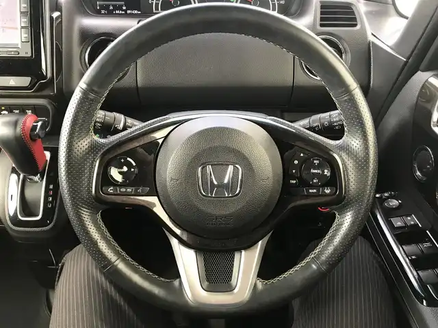 ホンダ Ｎ ＢＯＸ G L ホンダセンシング 栃木県 2019(令1)年 9.2万km プレミアムベルベットパープル・パール 株)IDOMが運営する【じしゃロン小山店】の自社ローン専用車両になります。こちらは現金またはオートローンご利用時の価格です。自社ローンご希望の方は別途その旨お申付け下さい//純正ナビ/（CD/AM/FMラジオ）/(Bluetooth)/スマートキー/プッシュスタート/バックカメラ/ＥＴＣ/片側パワースライドドア/レーダークルーズコントロール/シティブレーキアクティブシステム/レーンキープアシスト/コーナーセンサー/ドライブレコーダー/チップアップシート/ステアリングリモコン/電動格納ドアミラー/パワーウインドウ/オートライト