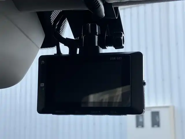 スバル フォレスター 2．0i－L アイサイト プラウドED 道央・札幌 2015(平27)年 5.8万km クリスタルホワイトP /社外ナビ//フルセグTV//ドライブレコーダー//バックカメラ//シートヒーター//ETC//車線逸脱警報装置//クルーズコントロール//ハーフレザーシート//パワーシート//オートライト//純正アルミホイール