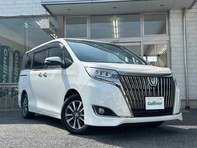 トヨタ エスクァイア 埼玉県 2021(令3)年 3.9万km ホワイトパールクリスタルシャイン ワンオーナー/社外SDナビ【EX11NX】/【CD/DVD/フルセグ/Bluetooth】/バックカメラ/フリップダウンモニター/衝突軽減ブレーキ/両側パワースライドドア/シートヒーター/ETC/ハーフレザーシート/ステアリングヒーター/ドライブレコーダー/保証書/取扱説明書/スペアキー