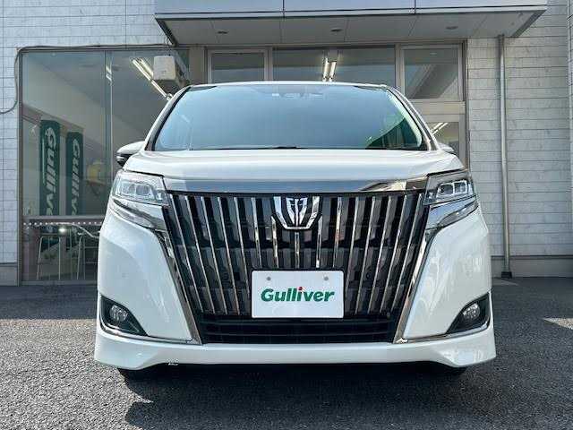 トヨタ エスクァイア 埼玉県 2021(令3)年 3.9万km ホワイトパールクリスタルシャイン ワンオーナー/社外SDナビ【EX11NX】/【CD/DVD/フルセグ/Bluetooth】/バックカメラ/フリップダウンモニター/衝突軽減ブレーキ/両側パワースライドドア/シートヒーター/ETC/ハーフレザーシート/ステアリングヒーター/ドライブレコーダー/保証書/取扱説明書/スペアキー
