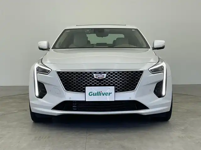キャデラック ＣＴ６ プラチナム 千葉県 2020(令2)年 1.3万km パール ユーザー買取/純正ナビ/Bluetooth/Apple Car Play/Android Auto/全方位カメラ/BOSE　サウンド/後席モニター/衝突被害軽減ブレーキ（前後）/レーンキープアシスト/コーナーセンサー/ソナーセンサー/パワーバックドア/Wサンルーフ/オートサンシェード/デジタルインナーミラー/リアエンターテェイメント/ドライブモード/スマートキー/保証書・取説