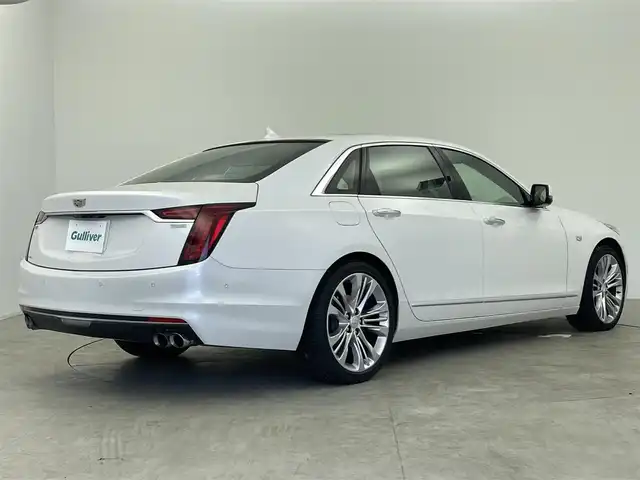 キャデラック ＣＴ６ プラチナム 千葉県 2020(令2)年 1.3万km パール ユーザー買取/純正ナビ/Bluetooth/Apple Car Play/Android Auto/全方位カメラ/BOSE　サウンド/後席モニター/衝突被害軽減ブレーキ（前後）/レーンキープアシスト/コーナーセンサー/ソナーセンサー/パワーバックドア/Wサンルーフ/オートサンシェード/デジタルインナーミラー/リアエンターテェイメント/ドライブモード/スマートキー/保証書・取説