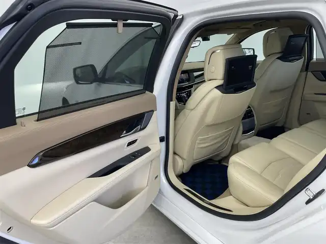 キャデラック ＣＴ６ プラチナム 千葉県 2020(令2)年 1.3万km パール ユーザー買取/純正ナビ/Bluetooth/Apple Car Play/Android Auto/全方位カメラ/BOSE　サウンド/後席モニター/衝突被害軽減ブレーキ（前後）/レーンキープアシスト/コーナーセンサー/ソナーセンサー/パワーバックドア/Wサンルーフ/オートサンシェード/デジタルインナーミラー/リアエンターテェイメント/ドライブモード/スマートキー/保証書・取説