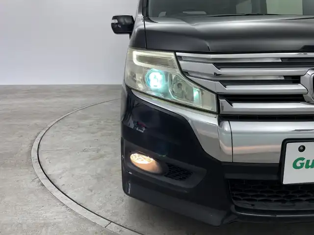ホンダ ステップワゴン スパーダ Z 群馬県 2013(平25)年 8.5万km プレミアムスパークルブラックパール バックカメラ　両側パワースライドドア　純正フロアマット　ビルトインＥＴＣ　オートライト　ステアリングリモコン　アイドリングストップ　HIDヘッドライト　横滑り防止機能　電動格納ミラー　禁煙車