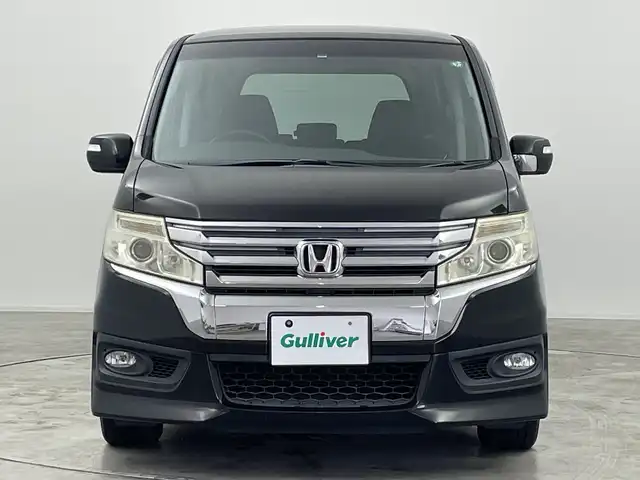 ホンダ ステップワゴン スパーダ Z 群馬県 2013(平25)年 8.5万km プレミアムスパークルブラックパール バックカメラ　両側パワースライドドア　純正フロアマット　ビルトインＥＴＣ　オートライト　ステアリングリモコン　アイドリングストップ　HIDヘッドライト　横滑り防止機能　電動格納ミラー　禁煙車