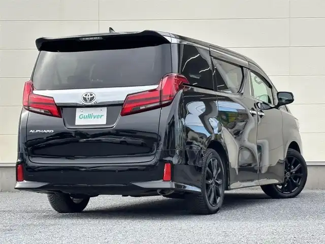 トヨタ アルファード S 茨城県 2021(令3)年 4.8万km ブラック 純正メモリナビ(AM/FM/BT/Miracast)/バックカメラ/追従型クルーズコントロール/両側パワースライドドア/ビルトインETC/LEDヘッドライト/フルセグTV/後席モニター/オットマン/レーンキープアシスト/前後コーナーセンサー/W+サイドエアバック/パワーステアリング/社外アルミホイール(MAK)