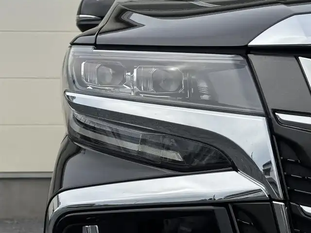 トヨタ アルファード S 茨城県 2021(令3)年 4.8万km ブラック 純正メモリナビ(AM/FM/BT/Miracast)/バックカメラ/追従型クルーズコントロール/両側パワースライドドア/ビルトインETC/LEDヘッドライト/フルセグTV/後席モニター/オットマン/レーンキープアシスト/前後コーナーセンサー/W+サイドエアバック/パワーステアリング/社外アルミホイール(MAK)