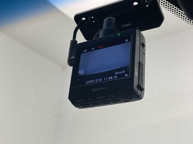 レクサス ＮＸ 300h Fスポーツ 宮崎県 2019(平31)年 6.7万km ホワイトノーヴァガラスフレーク 純正ナビ/Ｂｌｕｅｔｏｏｔｈ　/フルセグＴＶ　/パノラマミックビューモニター/赤レザーシート　/Ｄ／Ｎ席パワーシート/メモリーシート　/レーダークルーズ/マークレビンソン/Ｄ／Ｎ席シートヒーター／シートエアー/ドライブレコーダー/パワーバックドア/ハンドルヒーター/パドルシフト/ビルトインETC2.0/オートライト/オートハイビーム/エマージェンシーボタン