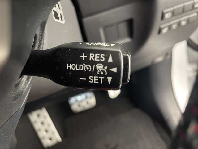 レクサス ＮＸ 300h Fスポーツ 宮崎県 2019(平31)年 6.7万km ホワイトノーヴァガラスフレーク 純正ナビ/Ｂｌｕｅｔｏｏｔｈ　/フルセグＴＶ　/パノラマミックビューモニター/赤レザーシート　/Ｄ／Ｎ席パワーシート/メモリーシート　/レーダークルーズ/マークレビンソン/Ｄ／Ｎ席シートヒーター／シートエアー/ドライブレコーダー/パワーバックドア/ハンドルヒーター/パドルシフト/ビルトインETC2.0/オートライト/オートハイビーム/エマージェンシーボタン