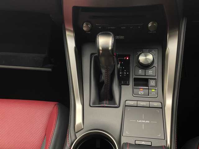 レクサス ＮＸ 300h Fスポーツ 宮崎県 2019(平31)年 6.7万km ホワイトノーヴァガラスフレーク 純正ナビ/Ｂｌｕｅｔｏｏｔｈ　/フルセグＴＶ　/パノラマミックビューモニター/赤レザーシート　/Ｄ／Ｎ席パワーシート/メモリーシート　/レーダークルーズ/マークレビンソン/Ｄ／Ｎ席シートヒーター／シートエアー/ドライブレコーダー/パワーバックドア/ハンドルヒーター/パドルシフト/ビルトインETC2.0/オートライト/オートハイビーム/エマージェンシーボタン