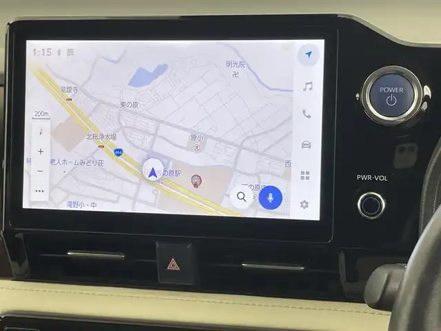 トヨタ ノア ハイブリッド Z 千葉県 2022(令4)年 3.4万km ホワイトパールクリスタルシャイン 純正１０型ナビ/CD＆DVDデッキ　/快適利便パッケージ　/トヨタセーフティセンス/レーダークルーズコントロール　/ドライバーモニターカメラ　/プリクラッシュセーフティ/レーンディパーチャーアラート/パーキングサポートブレーキ/オートハイビーム/ブラインドスポットモニター　/フルセグＴＶ＆AM＆FM＆Bluetooth＆Miracast/ＨＤＭＩポート/AC100V/USBポート　/両側電動スライドドア　/ＥＴＣ2.0/電動テールゲート/電動格納サイドミラー/1列目2列目シートヒーター/3眼LEDヘッドライト/フォグランプ/後席サンシェード/アイドリングストップ/純正ドアバイザー/プッシュスタート/純正フロアマット/スペアタイヤ