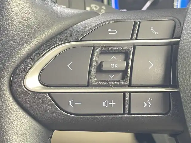 トヨタ ノア ハイブリッド Z 千葉県 2022(令4)年 3.4万km ホワイトパールクリスタルシャイン 純正１０型ナビ/CD＆DVDデッキ　/快適利便パッケージ　/トヨタセーフティセンス/レーダークルーズコントロール　/ドライバーモニターカメラ　/プリクラッシュセーフティ/レーンディパーチャーアラート/パーキングサポートブレーキ/オートハイビーム/ブラインドスポットモニター　/フルセグＴＶ＆AM＆FM＆Bluetooth＆Miracast/ＨＤＭＩポート/AC100V/USBポート　/両側電動スライドドア　/ＥＴＣ2.0/電動テールゲート/電動格納サイドミラー/1列目2列目シートヒーター/3眼LEDヘッドライト/フォグランプ/後席サンシェード/アイドリングストップ/純正ドアバイザー/プッシュスタート/純正フロアマット/スペアタイヤ