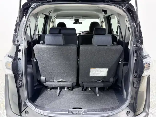 トヨタ シエンタ G 大阪府 2015(平27)年 6.4万km ブラックマイカ TRDエアロ 純正ナビ 両側電動ドア 衝突軽減B レーンアシスト バックカメラ ビルトインETC オートハイビーム LEヘッドDライト Bluetooth/DVD/CD スマートキー プッシュスタート オートエアコン 電動格納ミラー