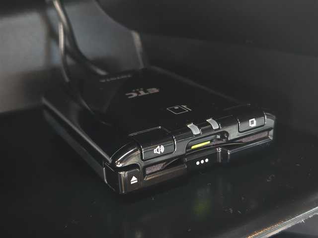 トヨタ ハイラックス Z ブラックラリーエディション 鹿児島県 2019(令1)年 4.6万km アティチュードブラックマイカ ターボ車　/ＡＬＰＩＮＥナビ　/ＥＴＣ　/レーダークルーズコントロール　/Ｂｌｕｅｔｏｏｔｈオーディオ　/ブラックＥＤ専用オプティトロンメーター　/排ガス浄化スイッチ　/前方ドライブレコーダー　/プリクラッシュセーフティ/ダウンヒルアシストコントロール/レーンディパーチャーアラート/ロードサインアシスト/リアデフロック/先行車発進告知機能/ホワイトレター純正タイヤ/ブラックED専用ブラックアルミホイール(18インチ)/プッシュスタート/スマートキー/バックカメラ/フルセグテレビ/エアバッグ(W+サイド)/カーテンエアバッグ