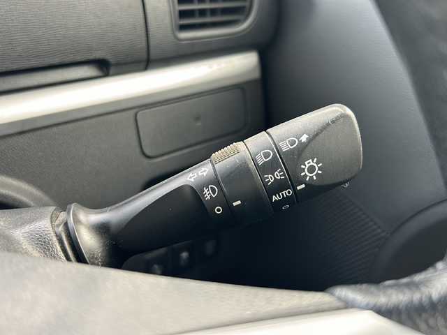 ダイハツ タント カスタム RS トップED SAⅡ 大阪府 2016(平28)年 5.2万km ブラックマイカメタリック 純正ナビ　/両側パワースライドドア　/コーナーセンサー　/ＥＴＣ車載器　/ＣＤ/ＤＶＤ　/バックカメラ　/オートライト/ヘッドライト　/純正フロアマット　/ハーフレザーシート　　/ベンチシート