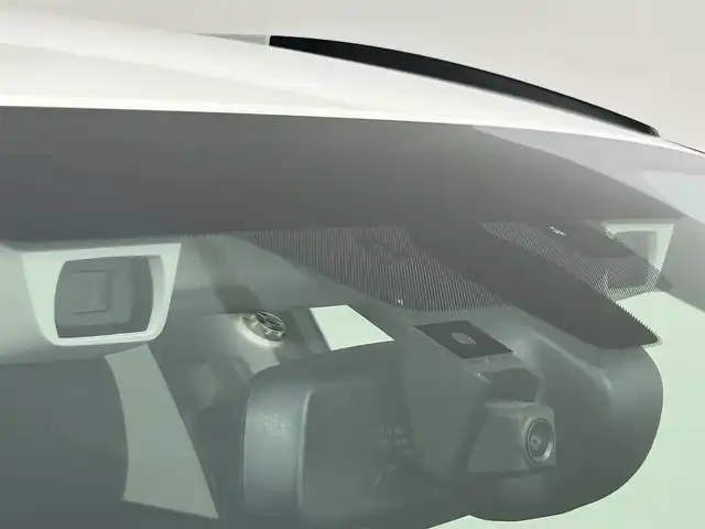 スバル アウトバック ベース 道央・札幌 2018(平30)年 6.1万km クリスタルホワイトP ・ワンオーナー/・４WD/・アイサイトVer3/・DIATONESOUNDナビ/　CD/DVD/SD/BT/フルセグ/・バック/サイド/フロントカメラ/・ETC/・アイサイトセーフティ＋/・X-MODE/・プリクラッシュセーフティ/・レーダークルーズコントロール/・レーンキープアシスト/・クリアランスソナー/・オートハイビーム/・ブラインドスポットモニター(BSM)/・スバルリヤビークルディテクション(SRVD)/・ステアリング・レスポンシブ・ヘッドランプ(SRH)/・後退時ブレーキアシスト(RAB)/・レザーシート/・前席パワーシート/・前席シートヒーター/・LEDヘッドライト/・LEDアクセサリーライナー/・ルーフレール/・プッシュスタート/・スマートキー/・純正フロアマット/・ドアバイザー
