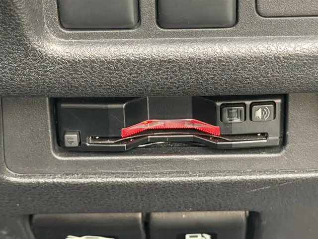 日産 ジューク 15RX 兵庫県 2011(平23)年 18.6万km ホワイトパール 社外ナビ/(CD/USB/AM/FM)/ETC/オートライト/スマートキー/社外フロアマット/電動格納ミラー/ヘッドライトレベライザー