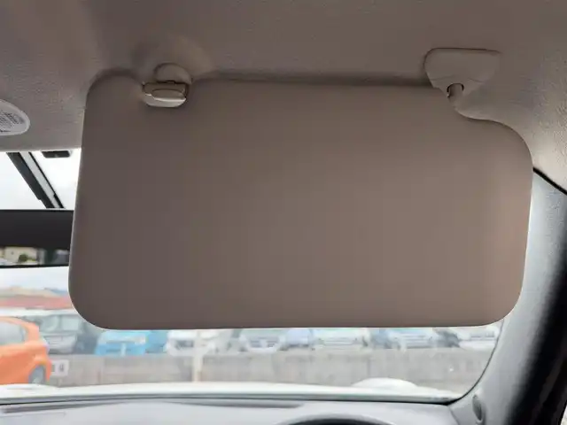 日産 ジューク 15RX 兵庫県 2011(平23)年 18.6万km ホワイトパール 社外ナビ/(CD/USB/AM/FM)/ETC/オートライト/スマートキー/社外フロアマット/電動格納ミラー/ヘッドライトレベライザー