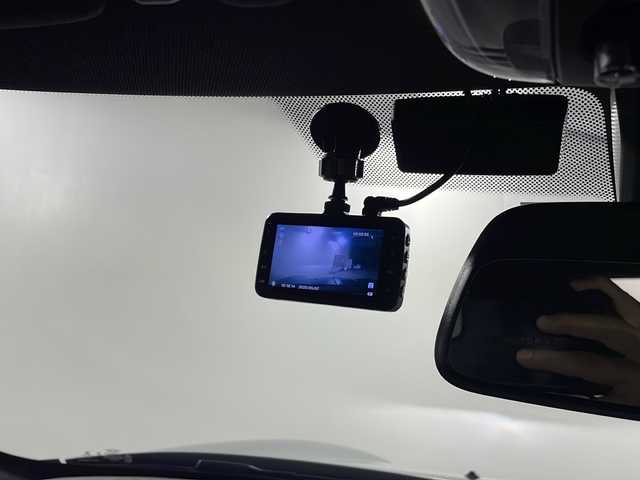ＭＩＮＩ ＢＭＷ ミニ クラブマン クーパーS アントールドED 沖縄県 2022(令4)年 1万km セージグリーンメタリック 禁煙車/Ａｐｐｌｅ Ｃａｒｐｌａｙ/Ｂｌｕｅｔｏｏｔｈ/保証書/取扱説明書/バックカメラ/ステアリングスイッチ/純正ア１８インチルミ/ターボ/純正オーディオ/スマートキー/スペアキー１本/ＥＴＣ/ＵＳＢ/ドライブレコーダー前方/コーナーセンサー/クルーズコントロール