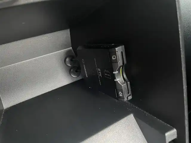 マツダ ロードスター VS 大阪府 2008(平20)年 7.6万km マーブルホワイト 革シート/シートヒーター/HIDヘッドライト/ETC/キーレスキー/スペアキー/CD/ステアリングリモコン/アルミホイール/保証書 取説/禁煙車