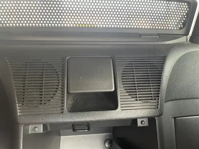 マツダ ロードスター VS 大阪府 2008(平20)年 7.6万km マーブルホワイト 革シート/シートヒーター/HIDヘッドライト/ETC/キーレスキー/スペアキー/CD/ステアリングリモコン/アルミホイール/保証書 取説/禁煙車